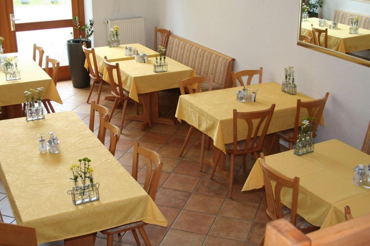 Hotel Gaestehaus Theresia Garni Muhlheim an der Donau Eksteriør bilde
